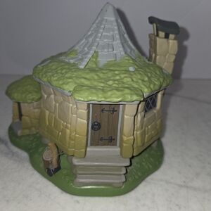 Funko Hagrid's Hut With Fang